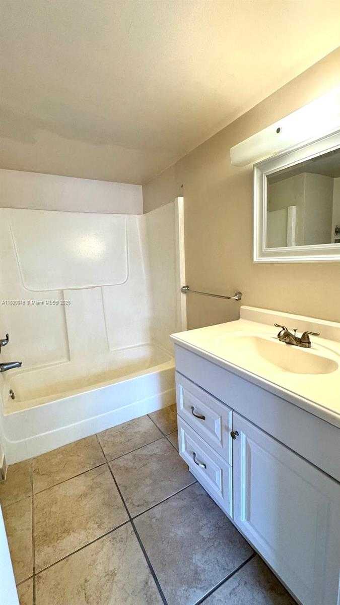 Small Image of 9731 FONTAINEBLEAU BLVD #F209, Miami Number 21