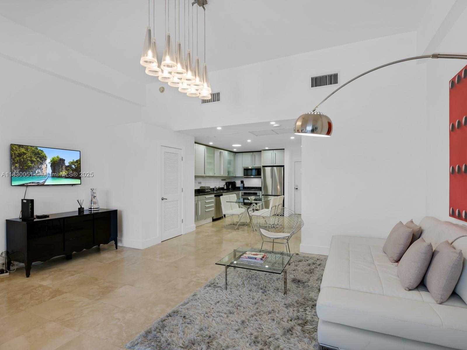 Small Image of 2301 COLLINS AVE #1631, Miami Beach Number 11