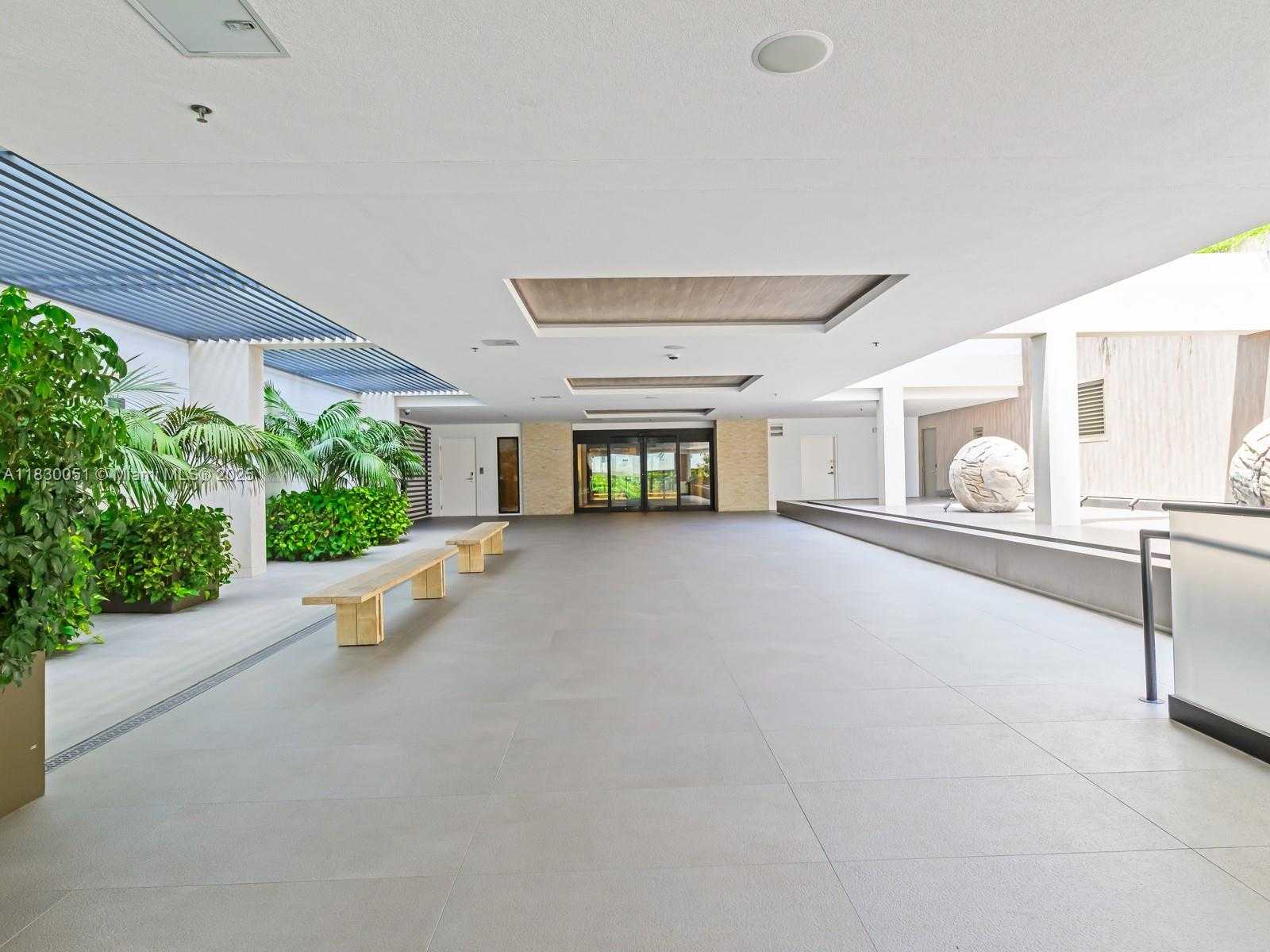 Small Image of 2301 COLLINS AVE #1631, Miami Beach Number 5