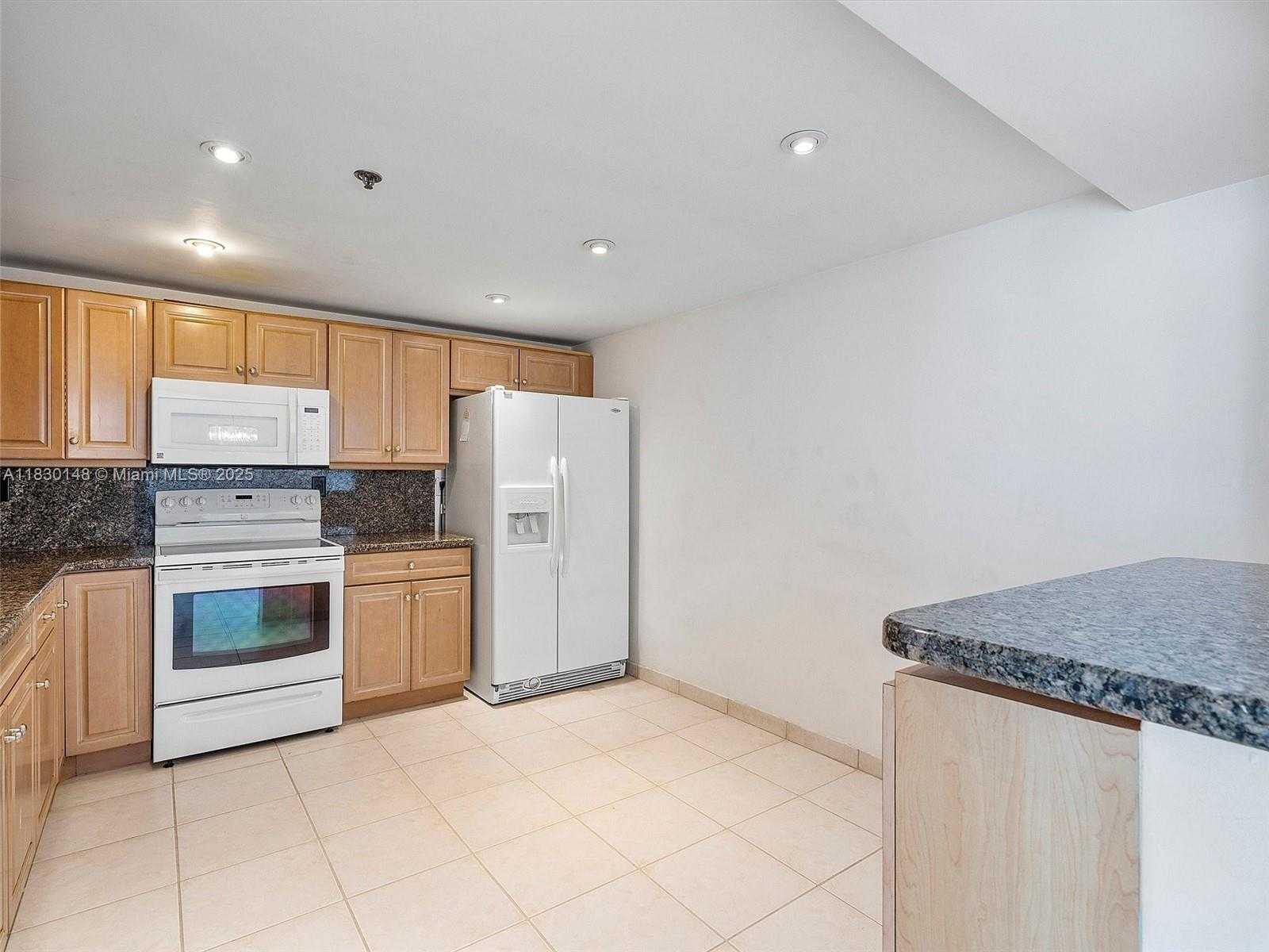 Small Image of 210 174TH ST #2005, Sunny Isles Beach Number 12