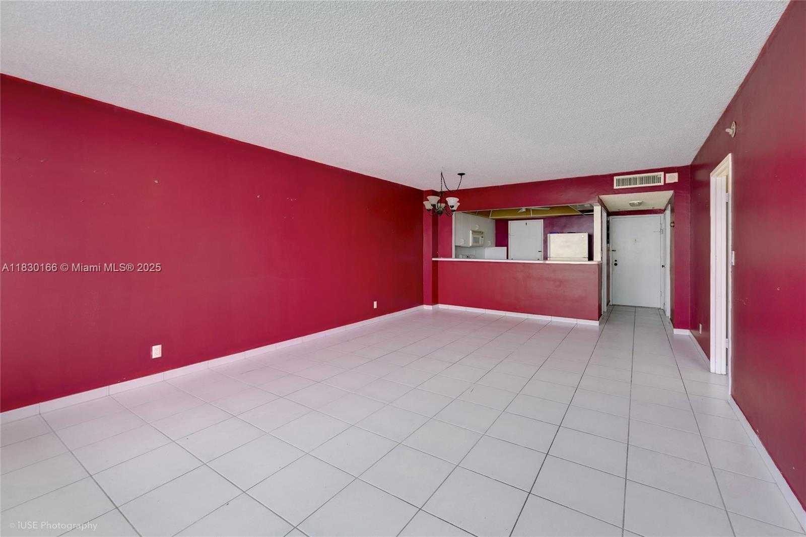 Small Image of 3725 SOUTH OCEAN DR #1411, Hollywood Number 5