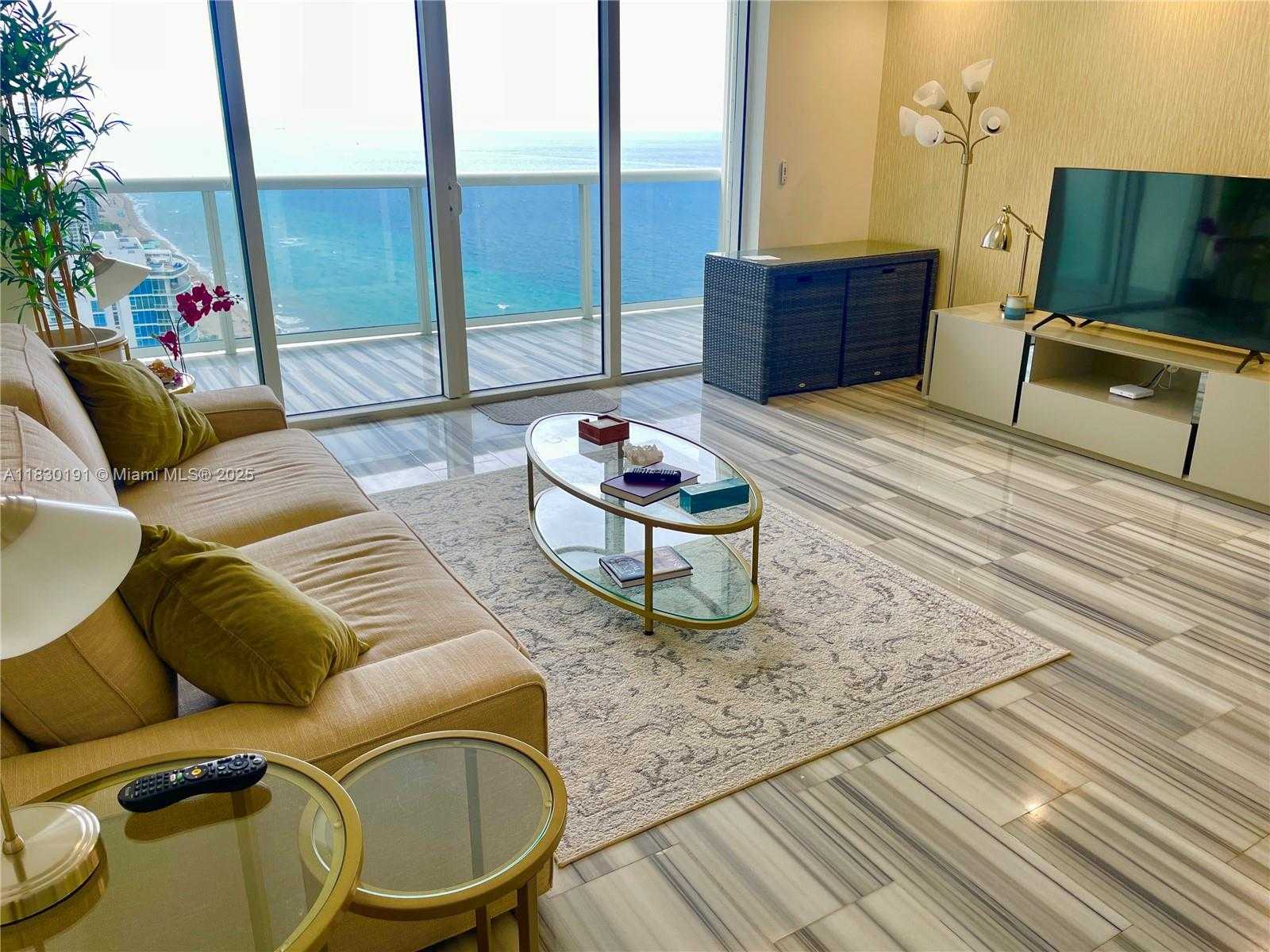 Small Image of 1830 SOUTH OCEAN DR #3812, Hallandale Beach Number 6