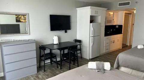Small Image of 19201 COLLINS AVE #602, Sunny Isles Beach Number 3