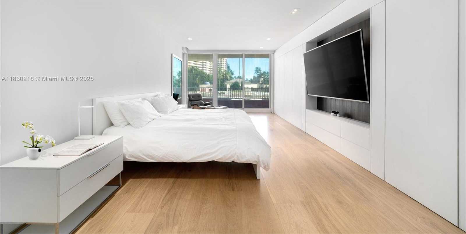 Small Image of 789 CRANDON BLVD #305, Key Biscayne Number 18