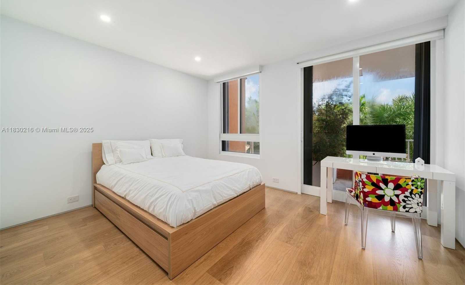 Small Image of 789 CRANDON BLVD #305, Key Biscayne Number 26