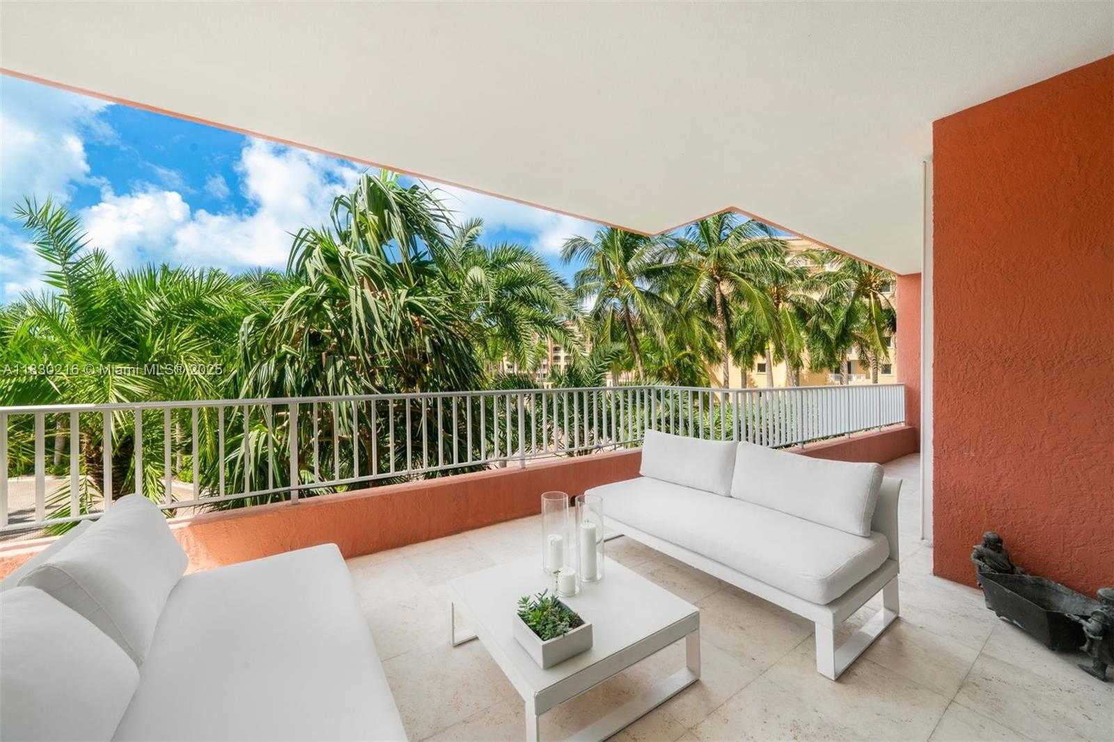 Small Image of 789 CRANDON BLVD #305, Key Biscayne Number 32