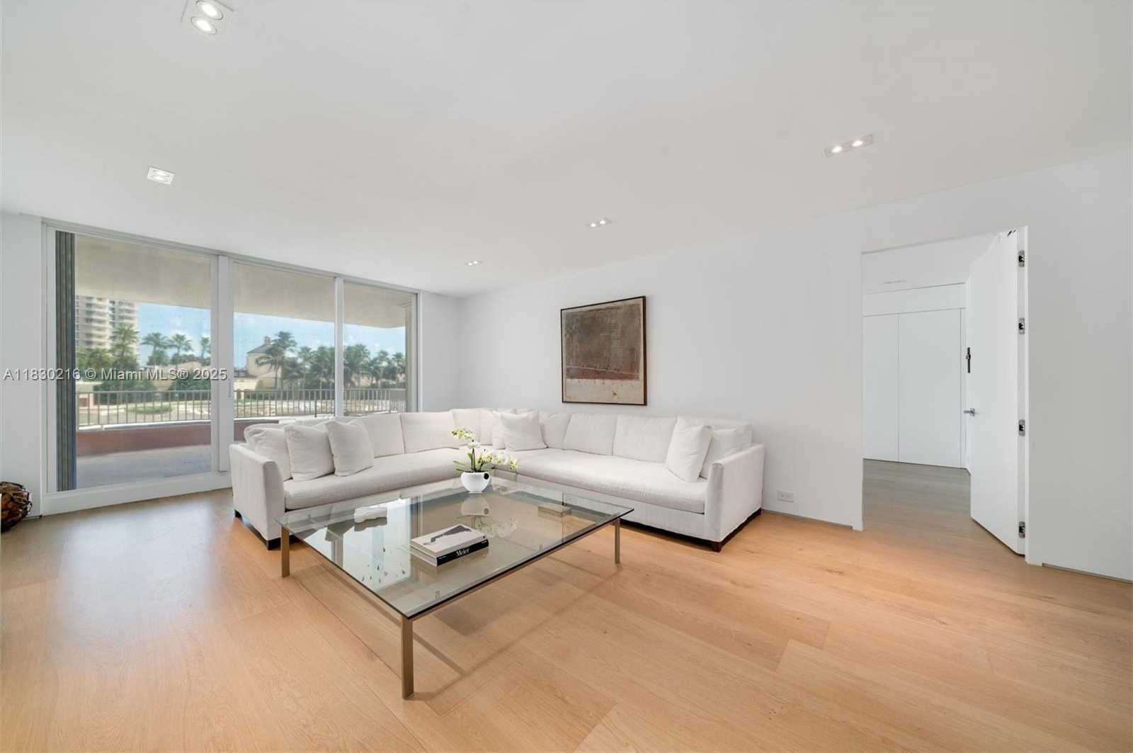 Small Image of 789 CRANDON BLVD #305, Key Biscayne Number 5