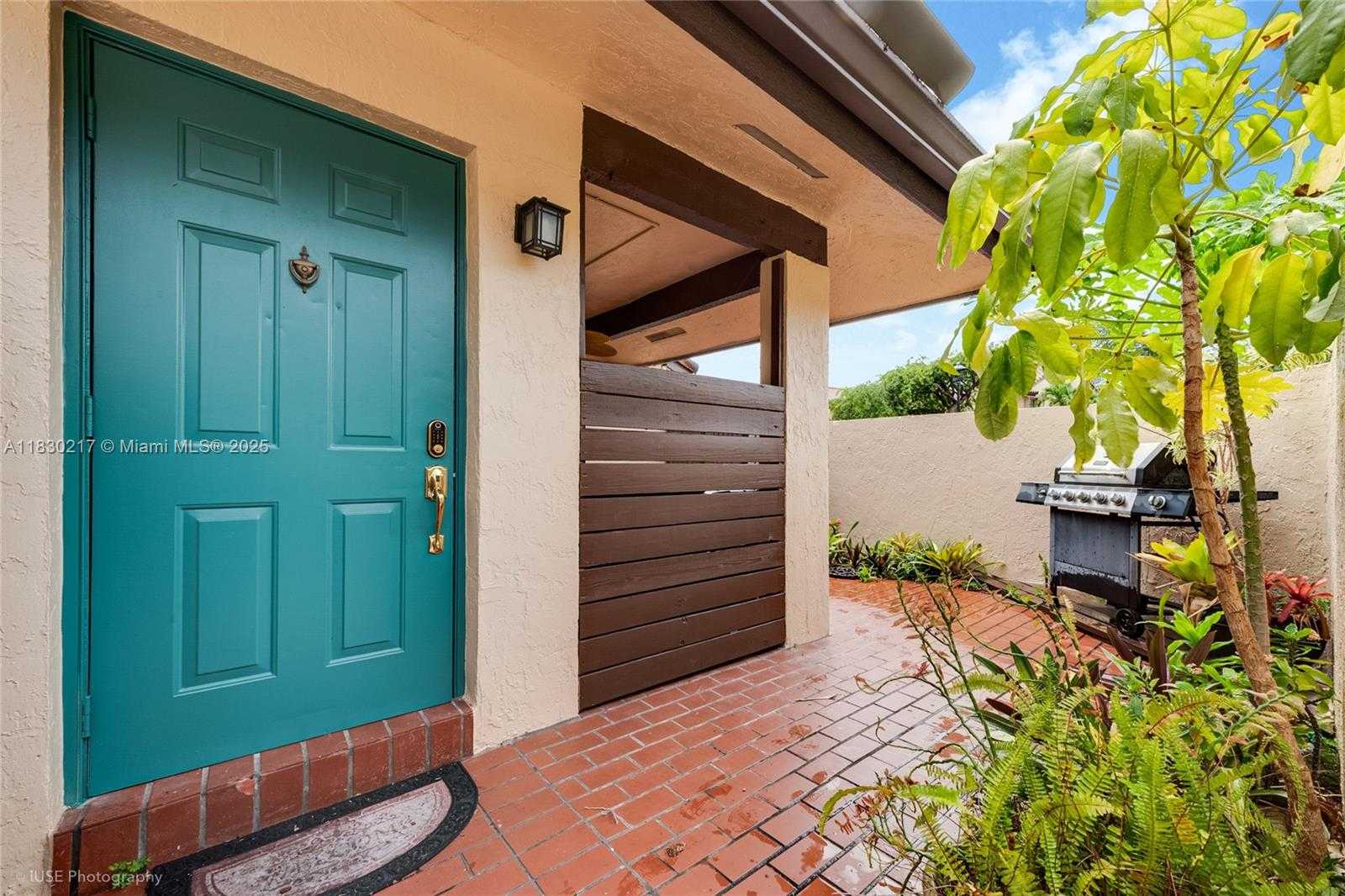 Small Image of 11221 SOUTH WEST 132ND CT W, Miami Number 13