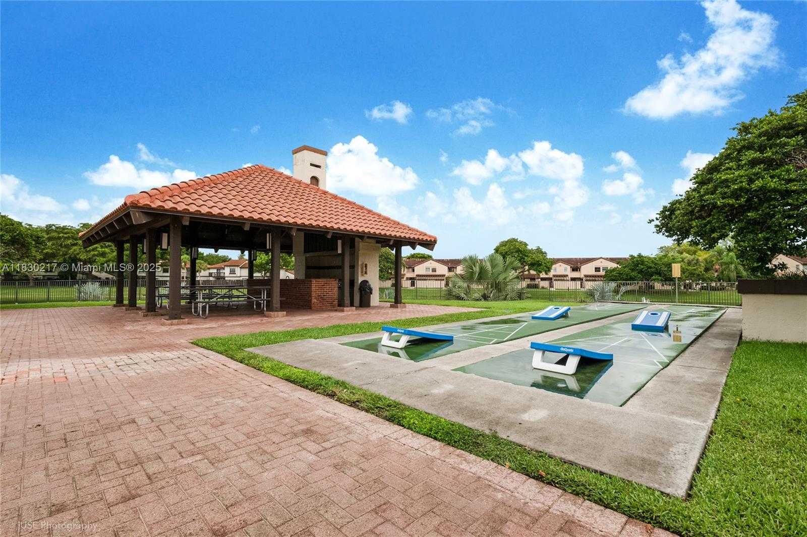 Small Image of 11221 SOUTH WEST 132ND CT W, Miami Number 24