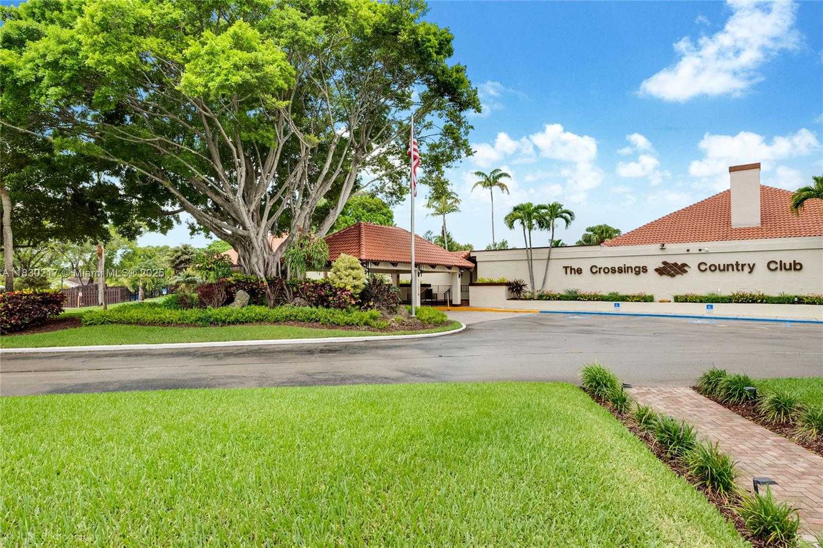 Small Image of 11221 SOUTH WEST 132ND CT W, Miami Number 26