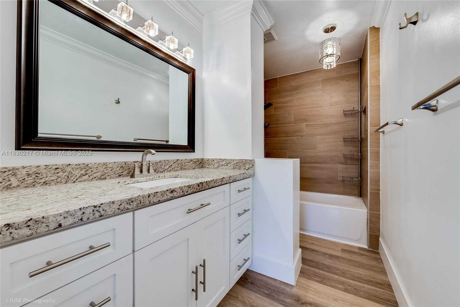 Small Image of 11221 SOUTH WEST 132ND CT W, Miami Number 5