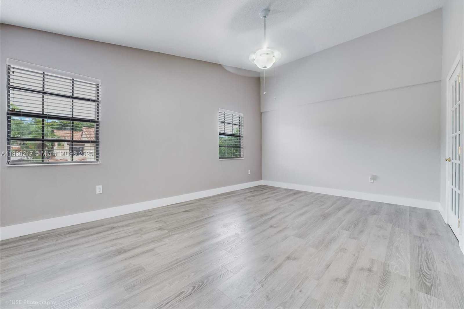Small Image of 11221 SOUTH WEST 132ND CT W, Miami Number 6