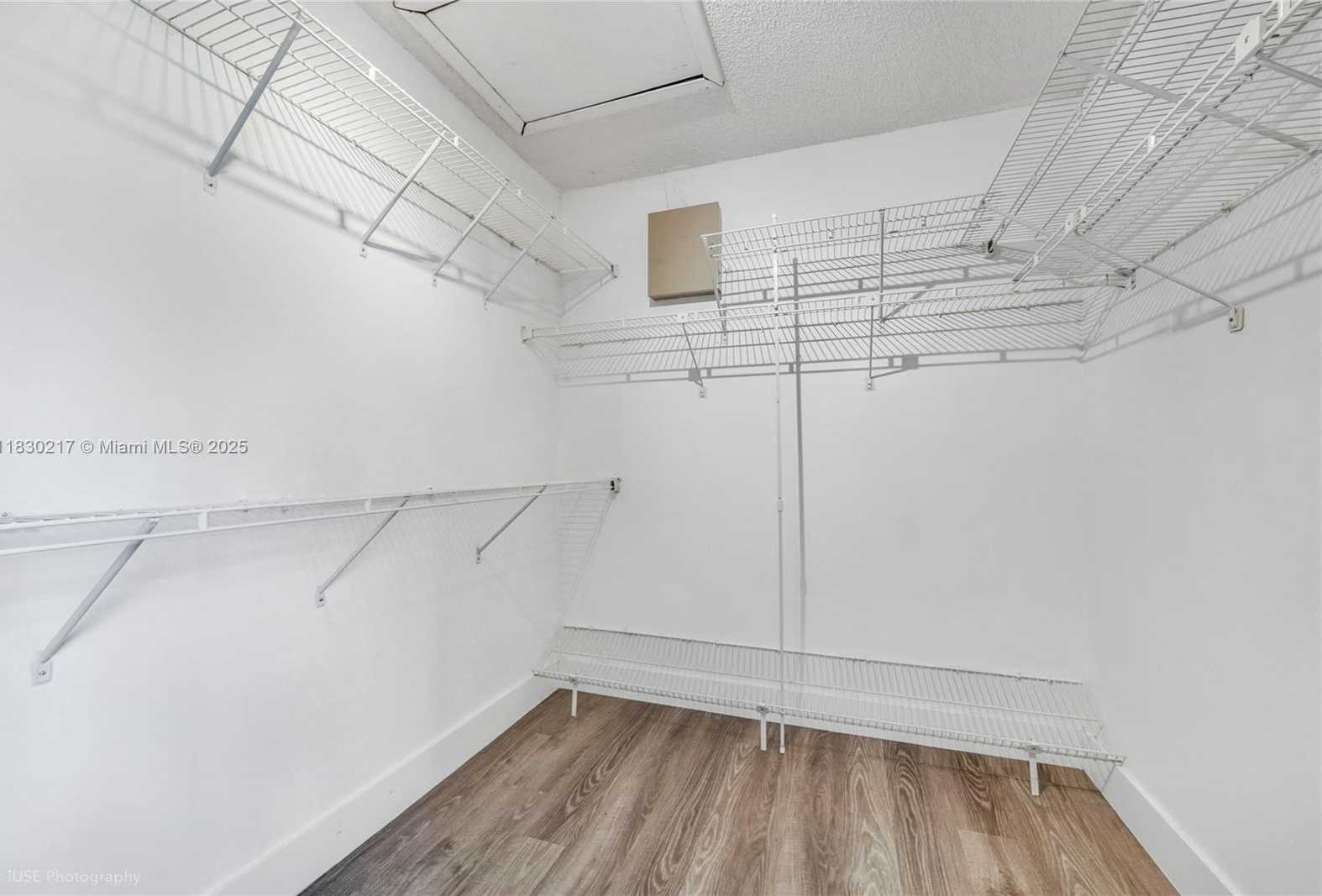 Small Image of 11221 SOUTH WEST 132ND CT W, Miami Number 7