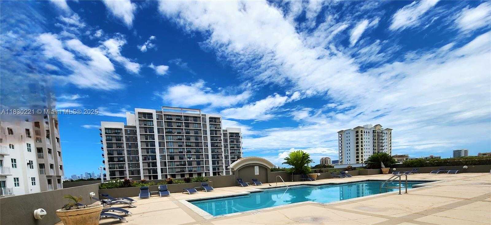 Small Image of 50 MENORES AVE #832, Coral Gables Number 20