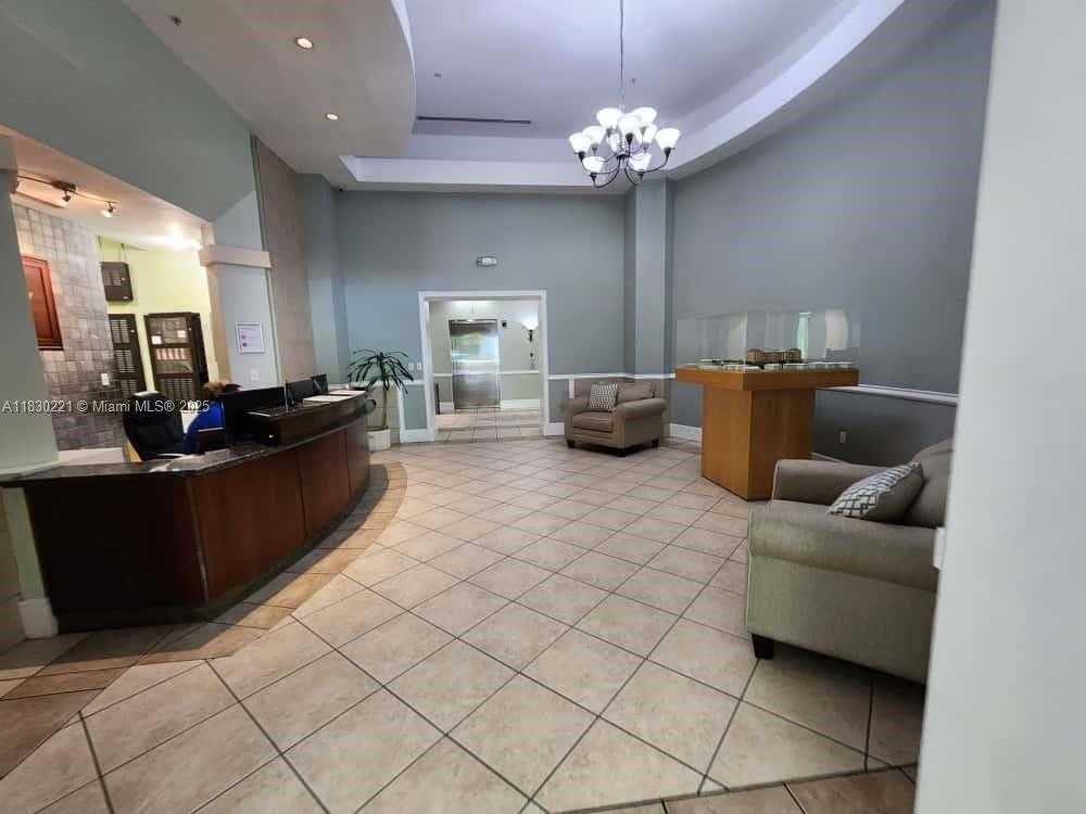 Small Image of 50 MENORES AVE #832, Coral Gables Number 6