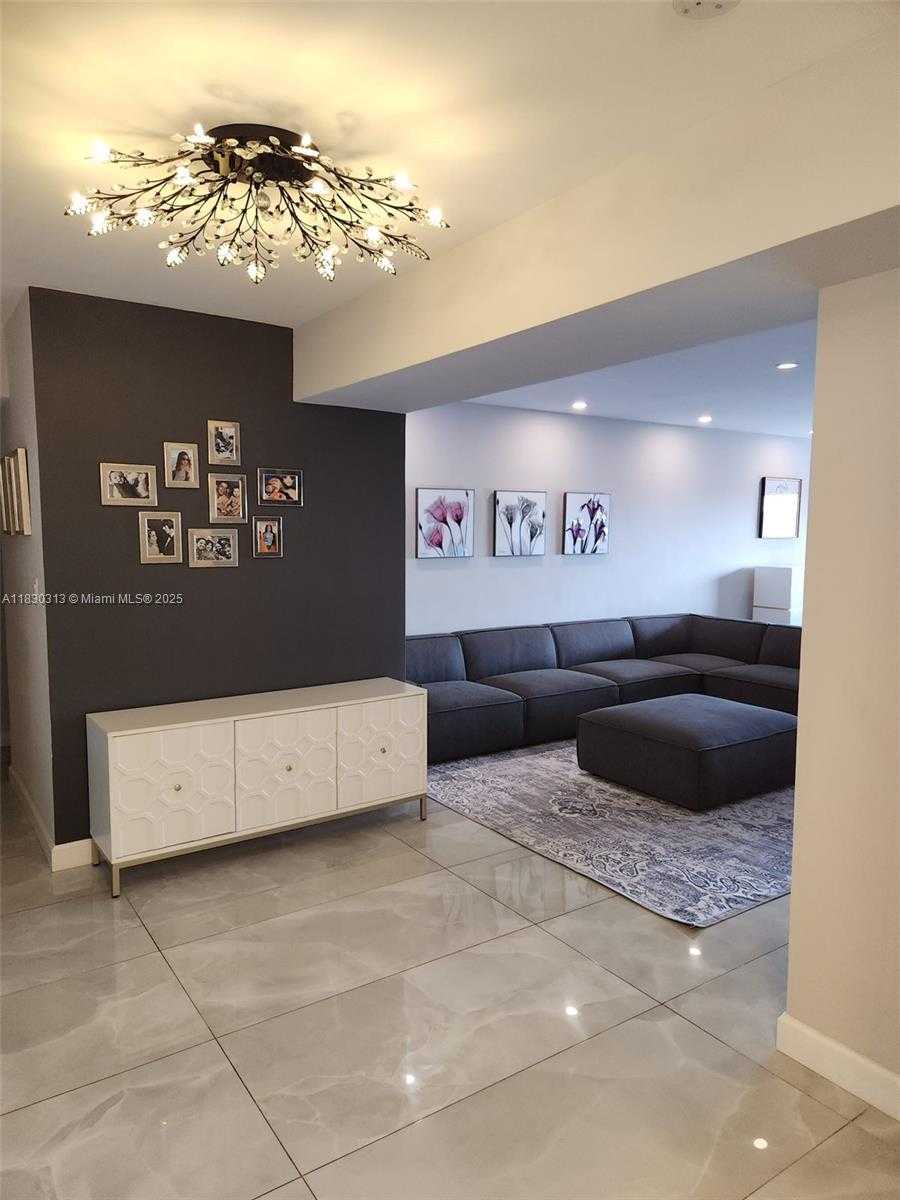 Small Image of 1075 92ND ST #405, Bay Harbor Islands Number 20
