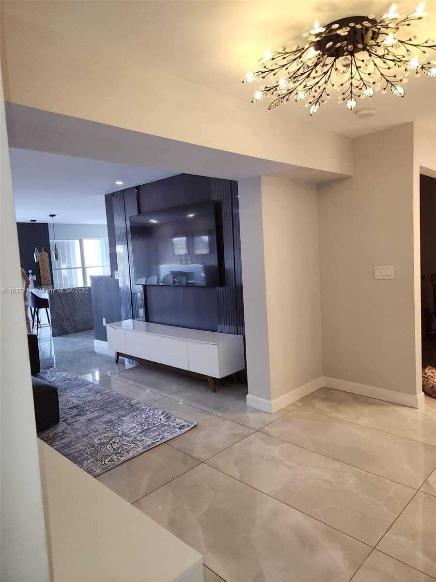 Small Image of 1075 92ND ST #405, Bay Harbor Islands Number 21