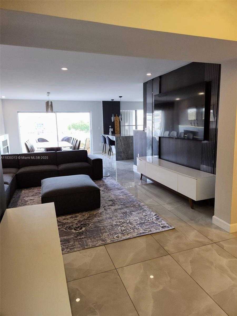 Small Image of 1075 92ND ST #405, Bay Harbor Islands Number 22