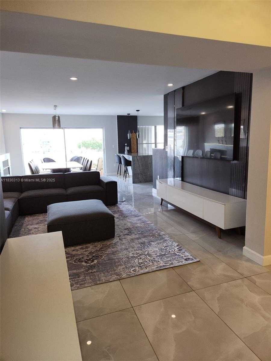 Small Image of 1075 92ND ST #405, Bay Harbor Islands Number 23