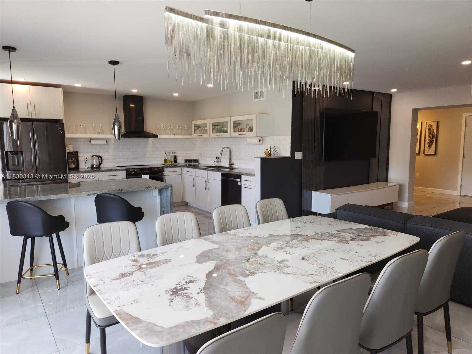 Small Image of 1075 92ND ST #405, Bay Harbor Islands Number 29