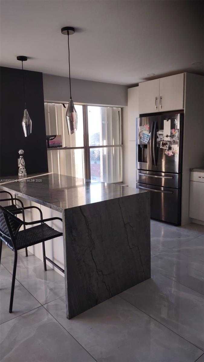 Small Image of 1075 92ND ST #405, Bay Harbor Islands Number 3