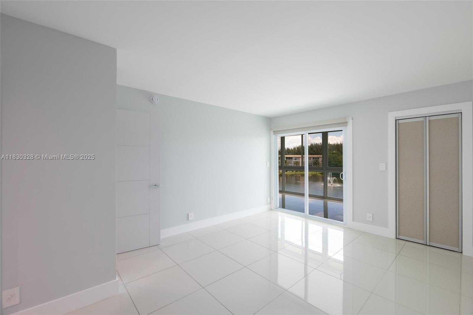 Small Image of 1902 BERMUDA CIR #J4, Coconut Creek Number 14