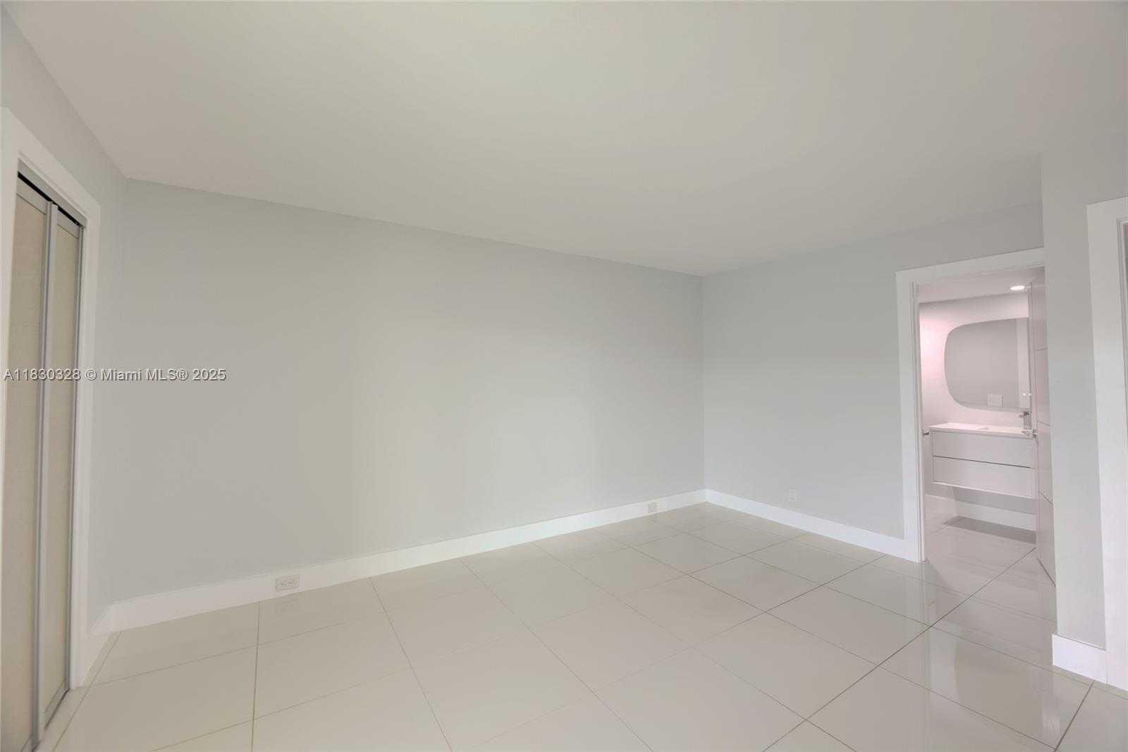 Small Image of 1902 BERMUDA CIR #J4, Coconut Creek Number 18