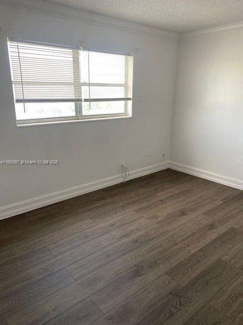 Small Image of 2008 JACKSON ST #D2, Hollywood Number 5