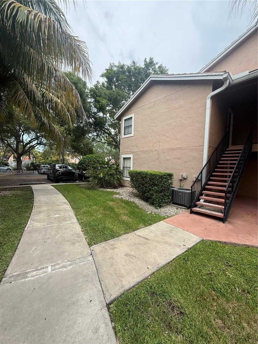 Small Image of 15570 SOUTH WEST 105TH LN #1711, Miami Number 3
