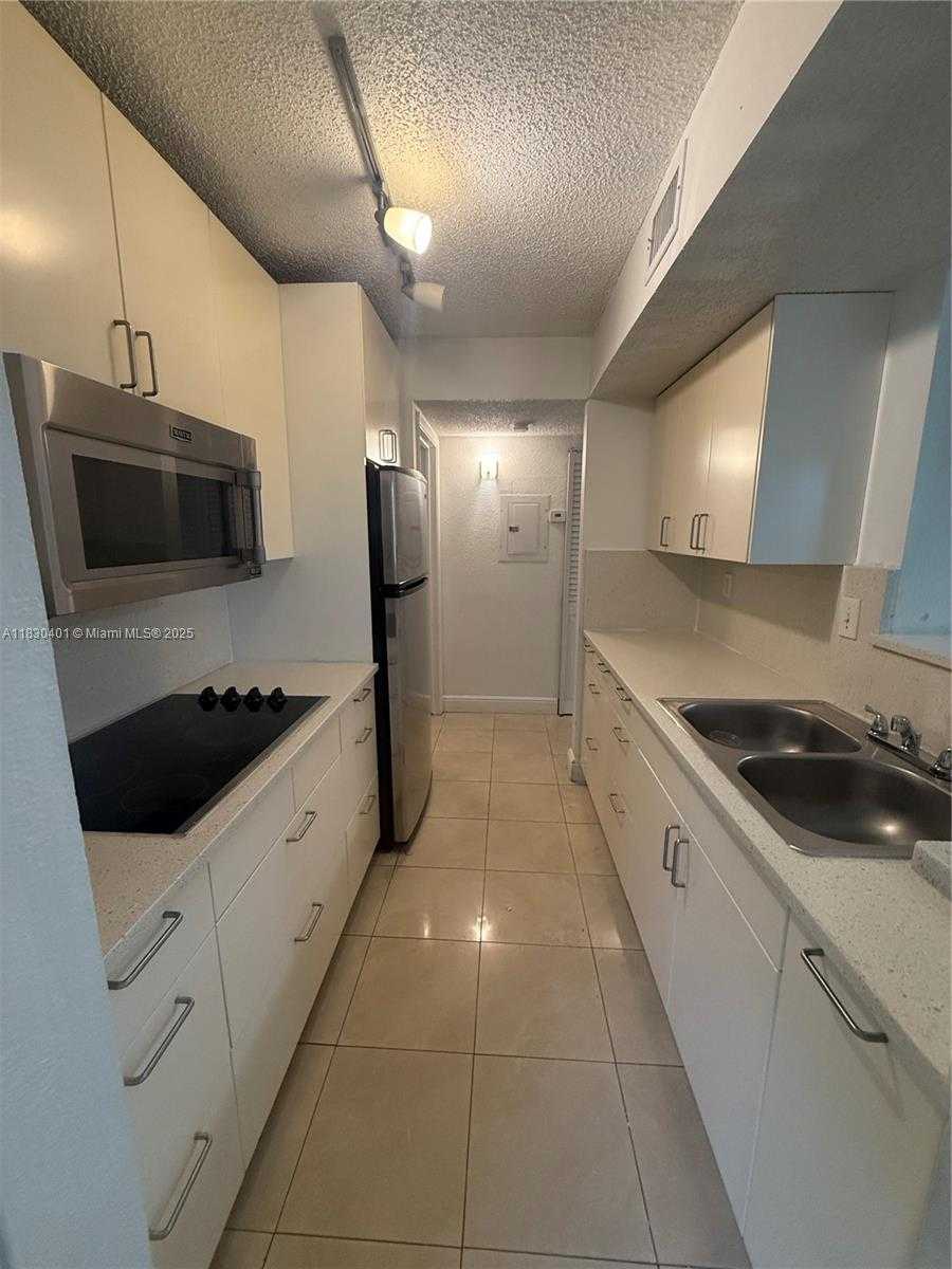 Small Image of 15570 SOUTH WEST 105TH LN #1711, Miami Number 5