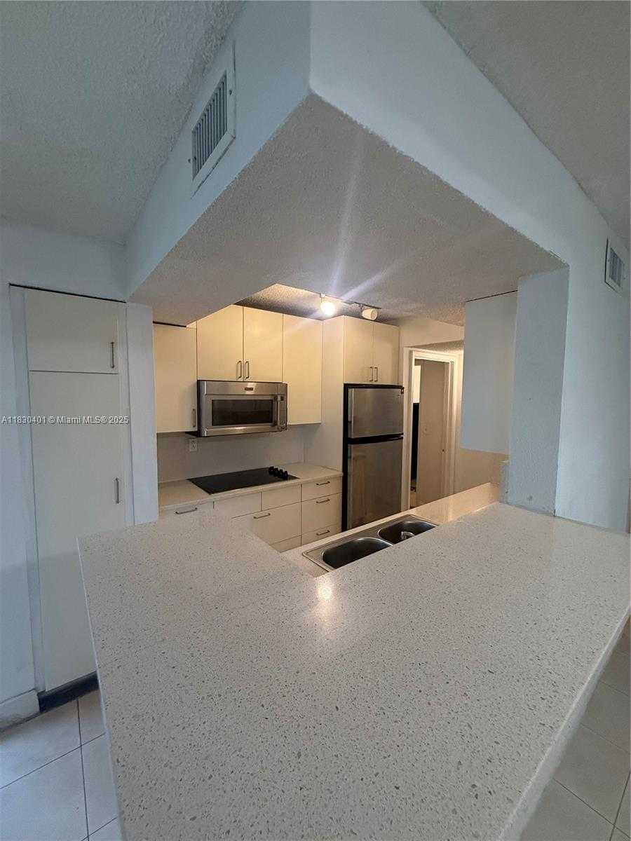 Small Image of 15570 SOUTH WEST 105TH LN #1711, Miami Number 7