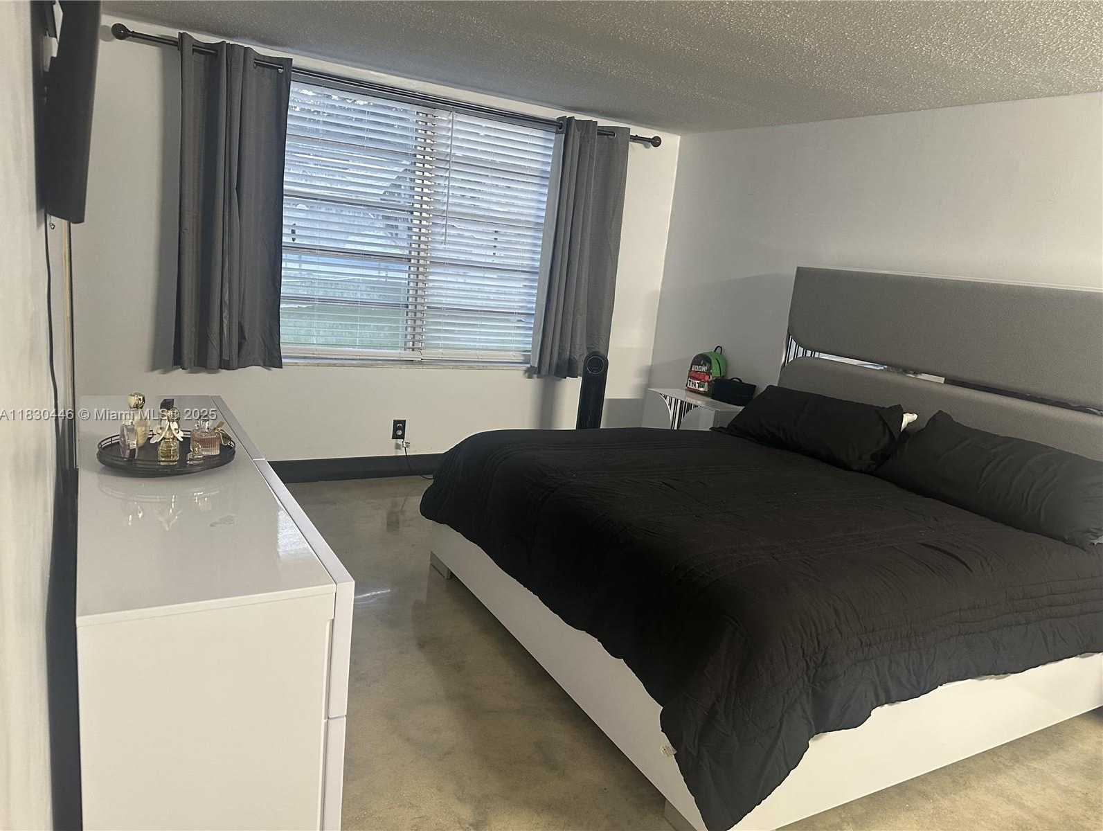 Small Image of 1701 NORTH EAST 191ST ST #A116, Miami Number 6