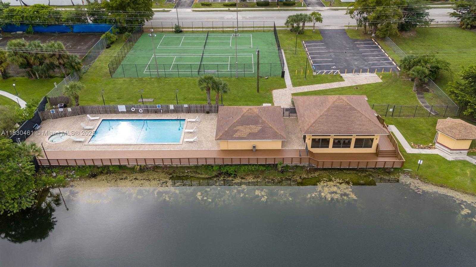 Small Image of 430 NORTH WEST 214TH ST #101, Miami Gardens Number 48