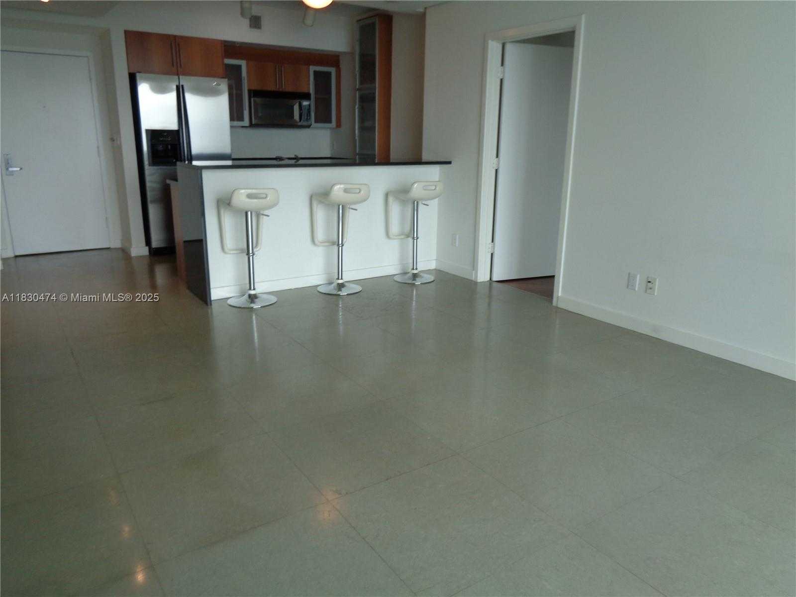 Small Image of 325 SOUTH BISCAYNE BLVD #2522, Miami Number 7