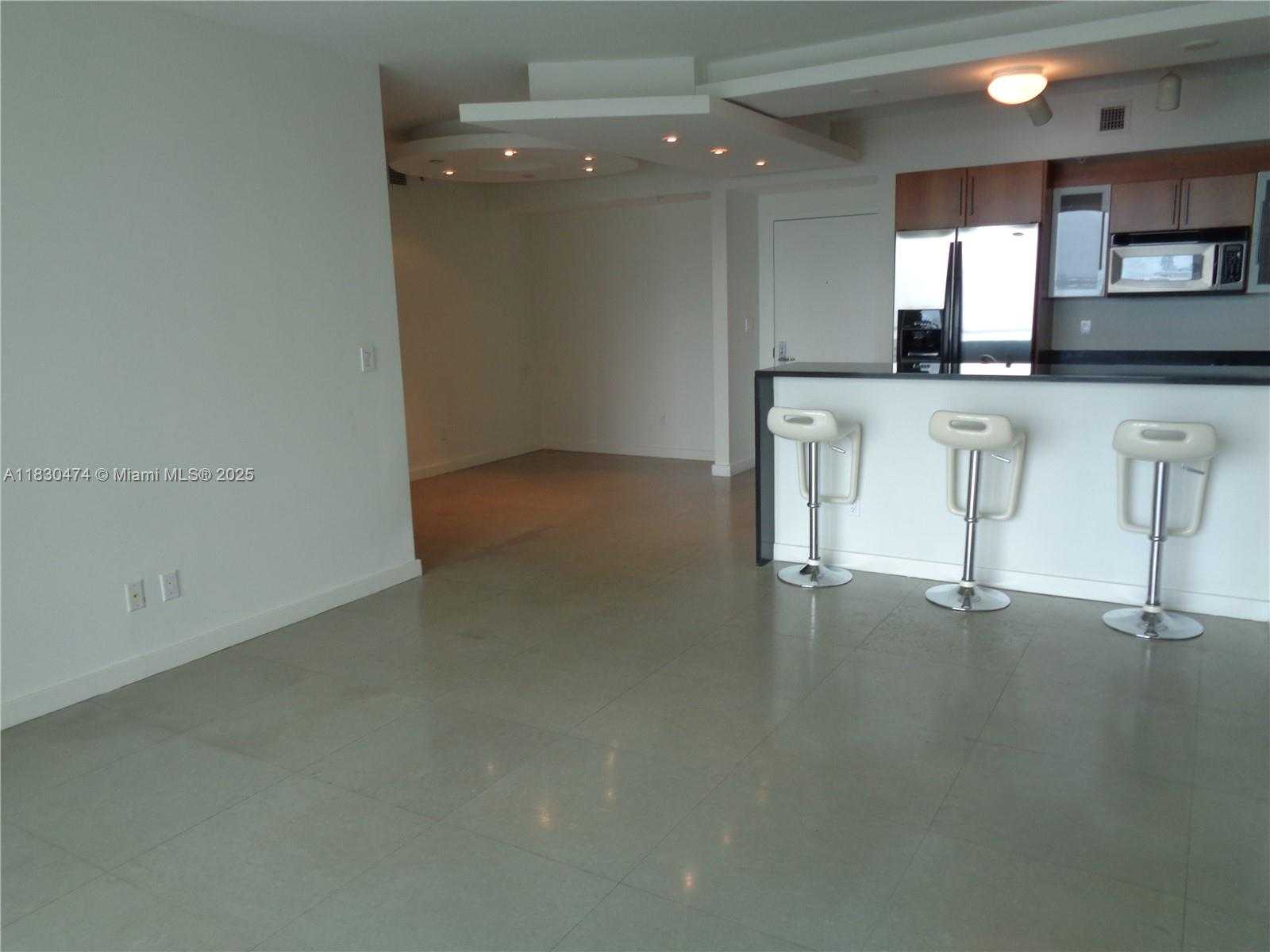 Small Image of 325 SOUTH BISCAYNE BLVD #2522, Miami Number 9