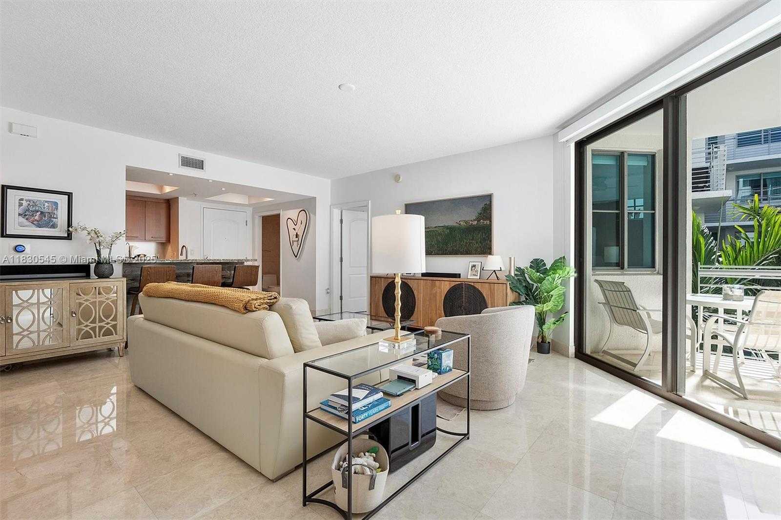 Small Image of 110 WASHINGTON AVE #1608, Miami Beach Number 6