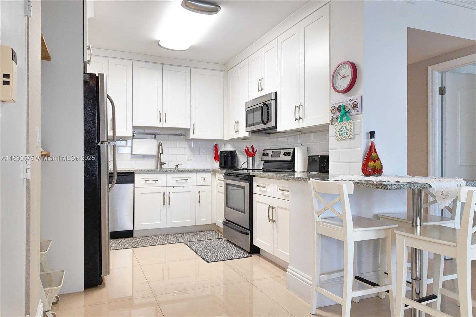 Small Image of 1950 SOUTH OCEAN DR #4E, Hallandale Beach Number 11