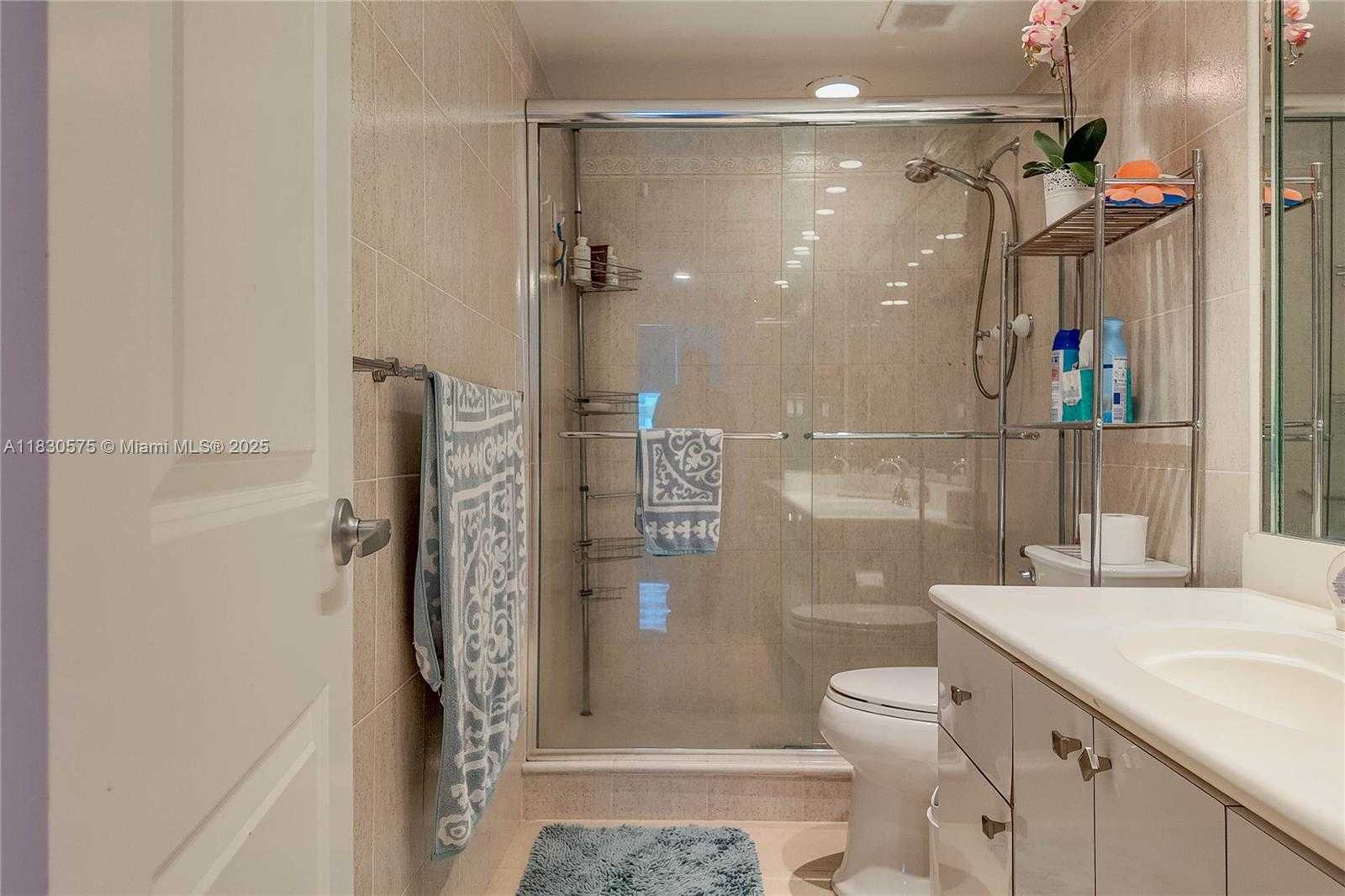 Small Image of 1950 SOUTH OCEAN DR #4E, Hallandale Beach Number 19