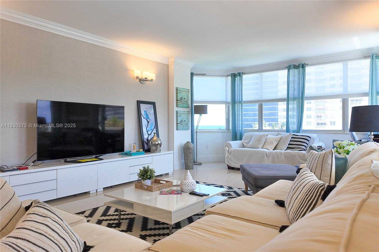 Small Image of 1950 SOUTH OCEAN DR #4E, Hallandale Beach Number 3