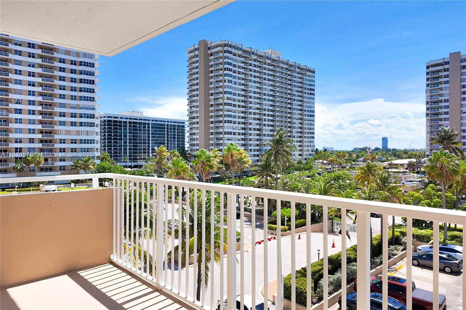 Small Image of 1950 SOUTH OCEAN DR #4E, Hallandale Beach Number 32