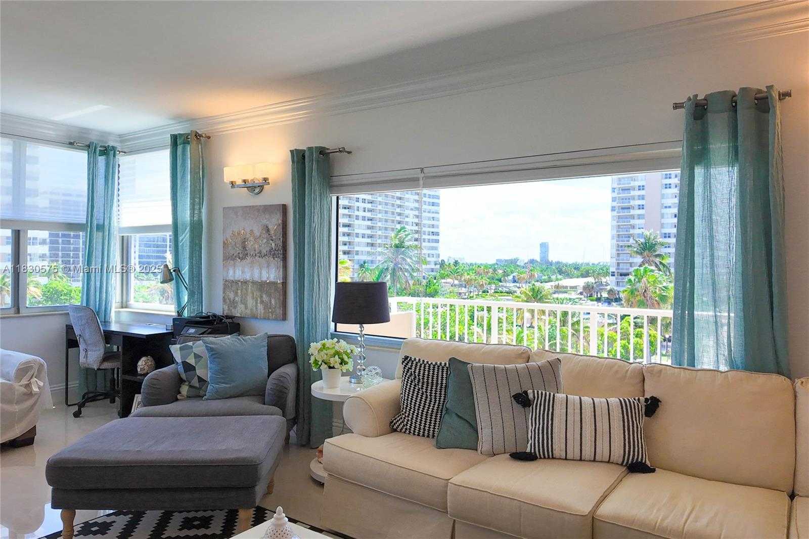 Small Image of 1950 SOUTH OCEAN DR #4E, Hallandale Beach Number 5