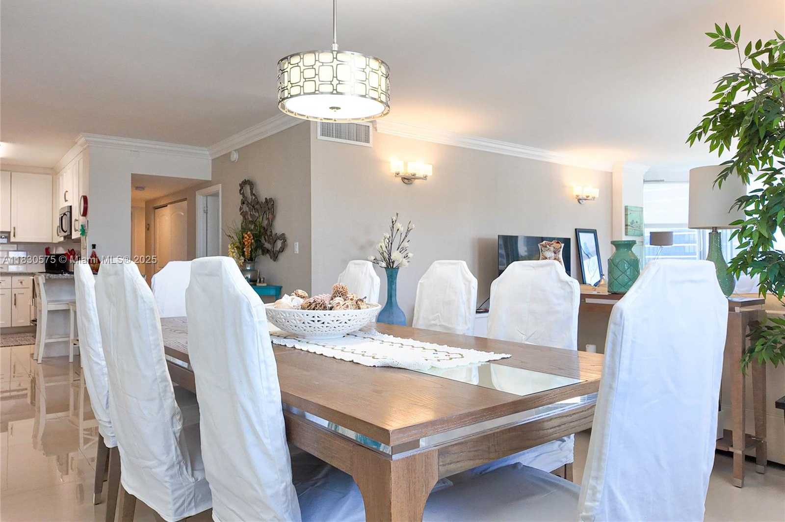 Small Image of 1950 SOUTH OCEAN DR #4E, Hallandale Beach Number 7