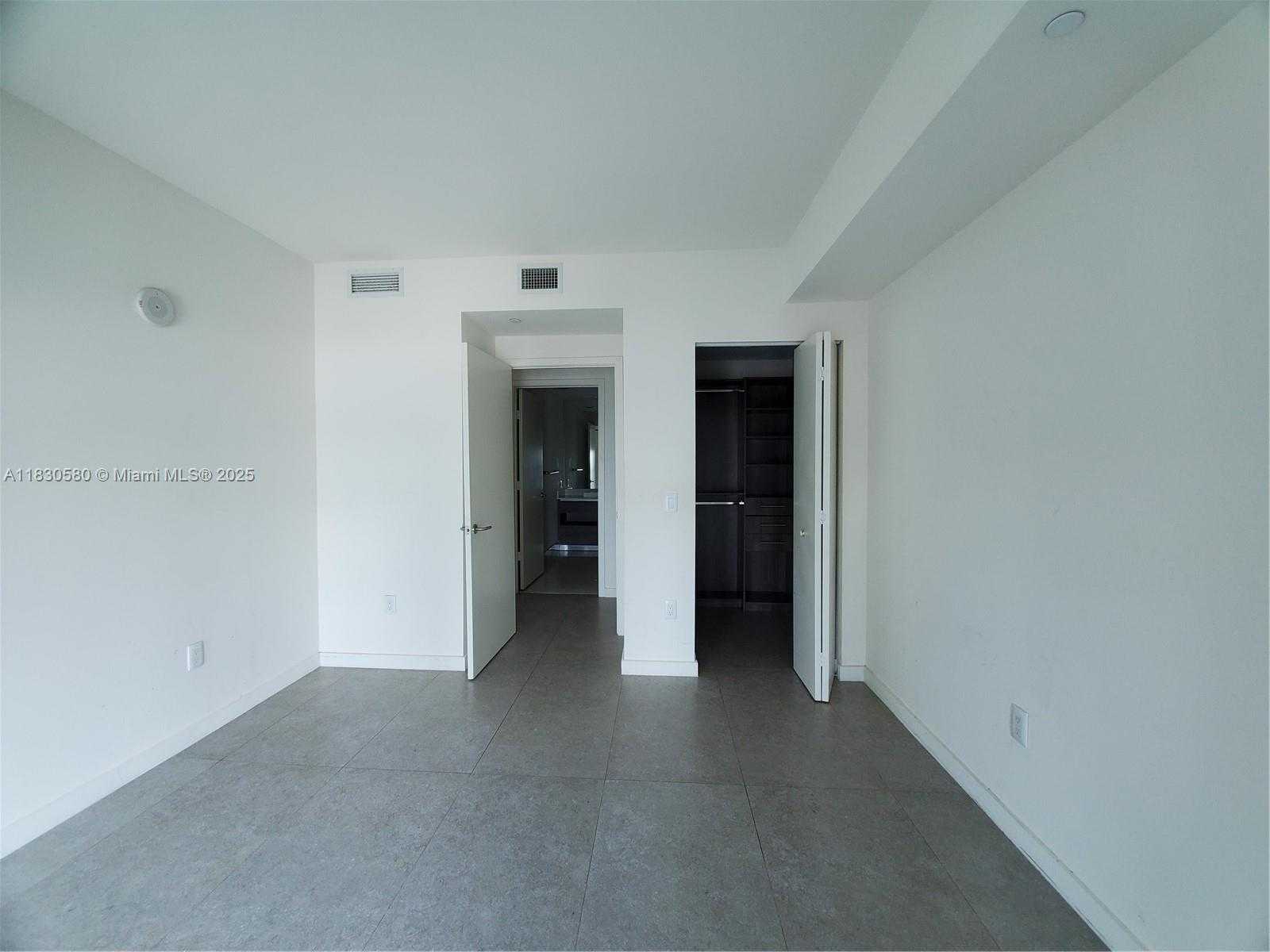 Small Image of 1100 SOUTH MIAMI AVE #1809, Miami Number 5