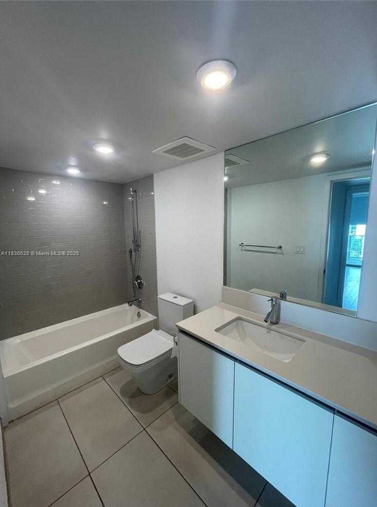 Small Image of 1025 92ND ST #602, Bay Harbor Islands Number 14