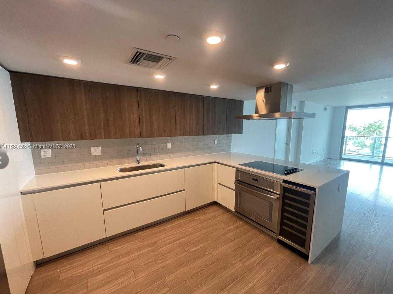 Small Image of 1025 92ND ST #602, Bay Harbor Islands Number 15