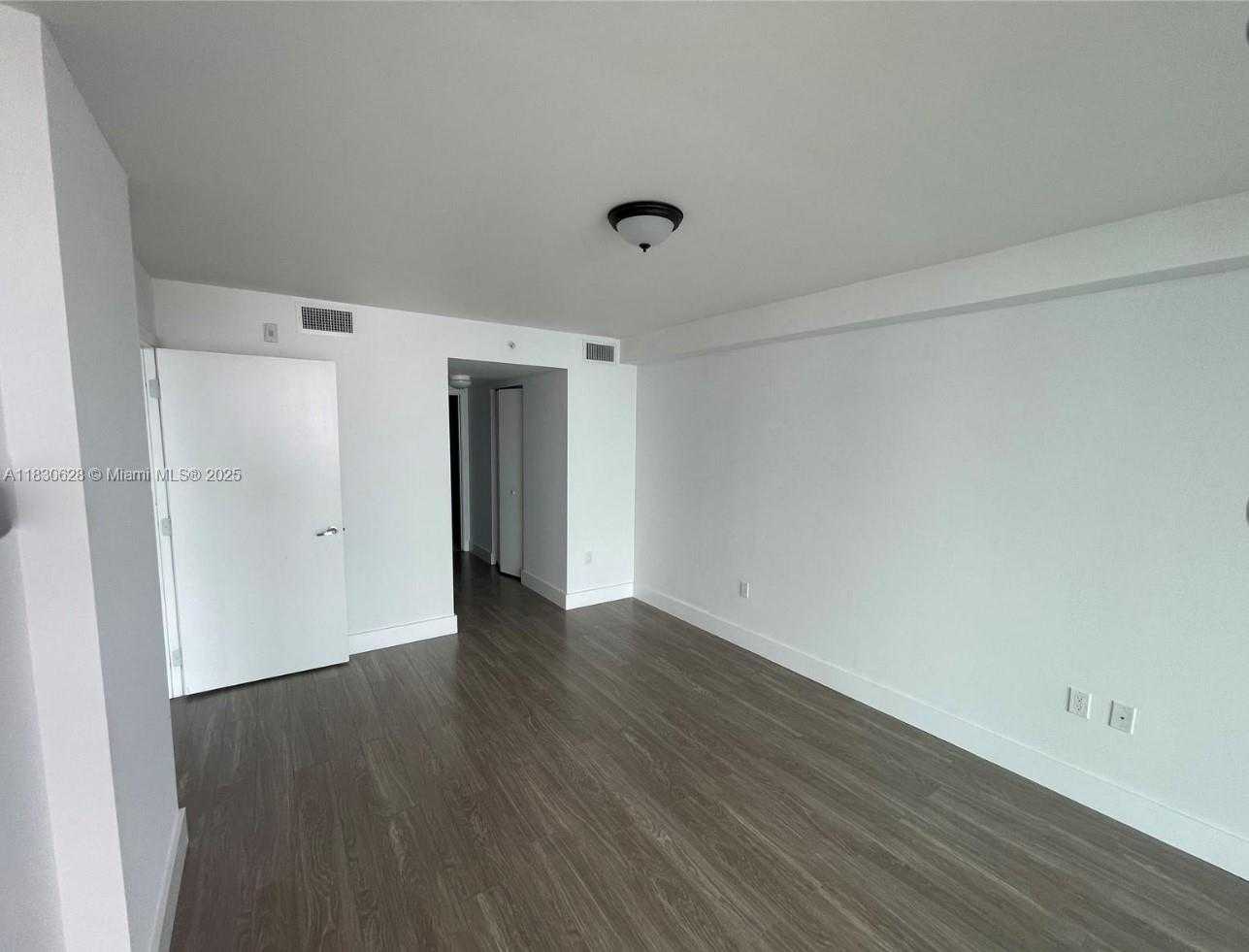 Small Image of 1025 92ND ST #602, Bay Harbor Islands Number 3
