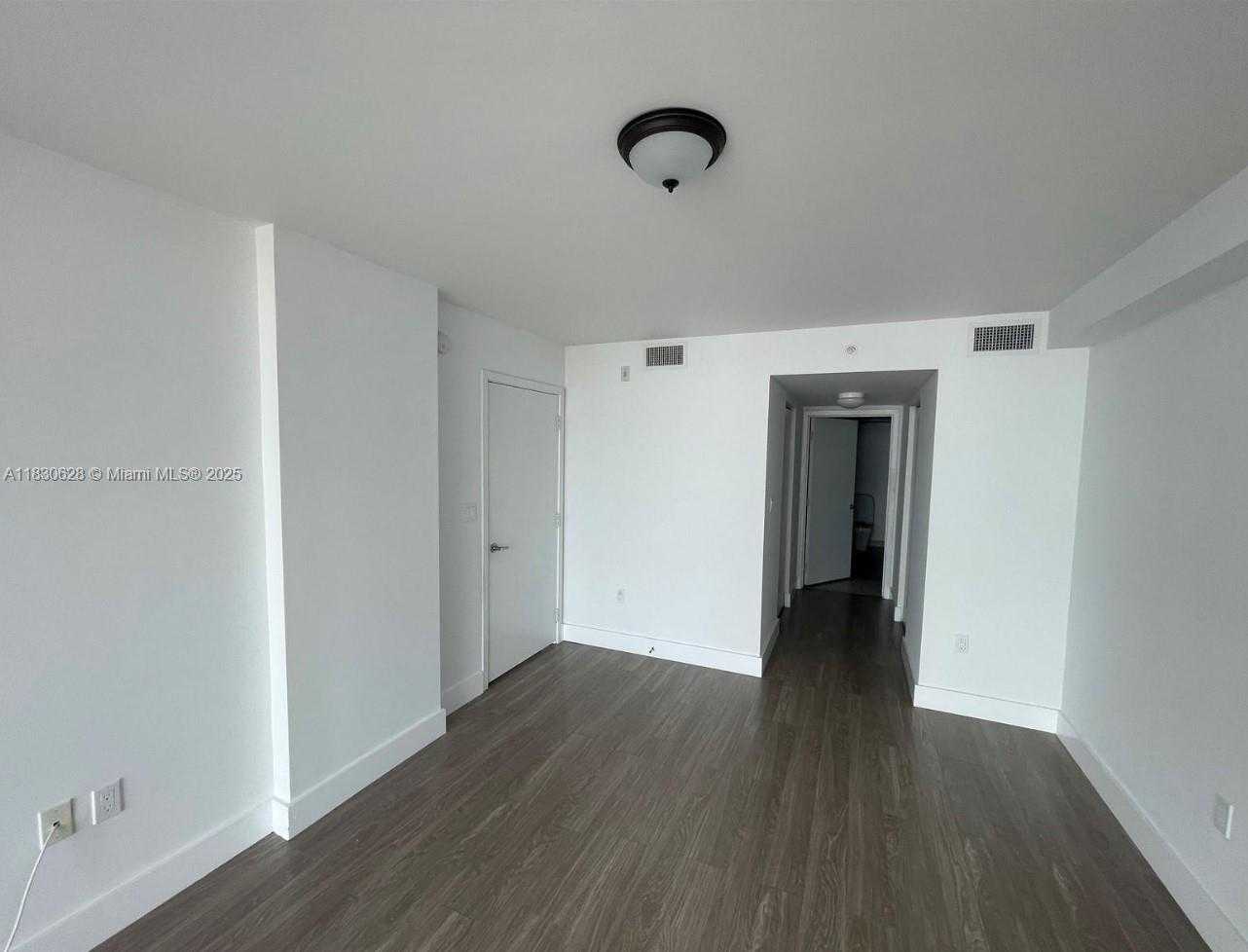 Small Image of 1025 92ND ST #602, Bay Harbor Islands Number 4