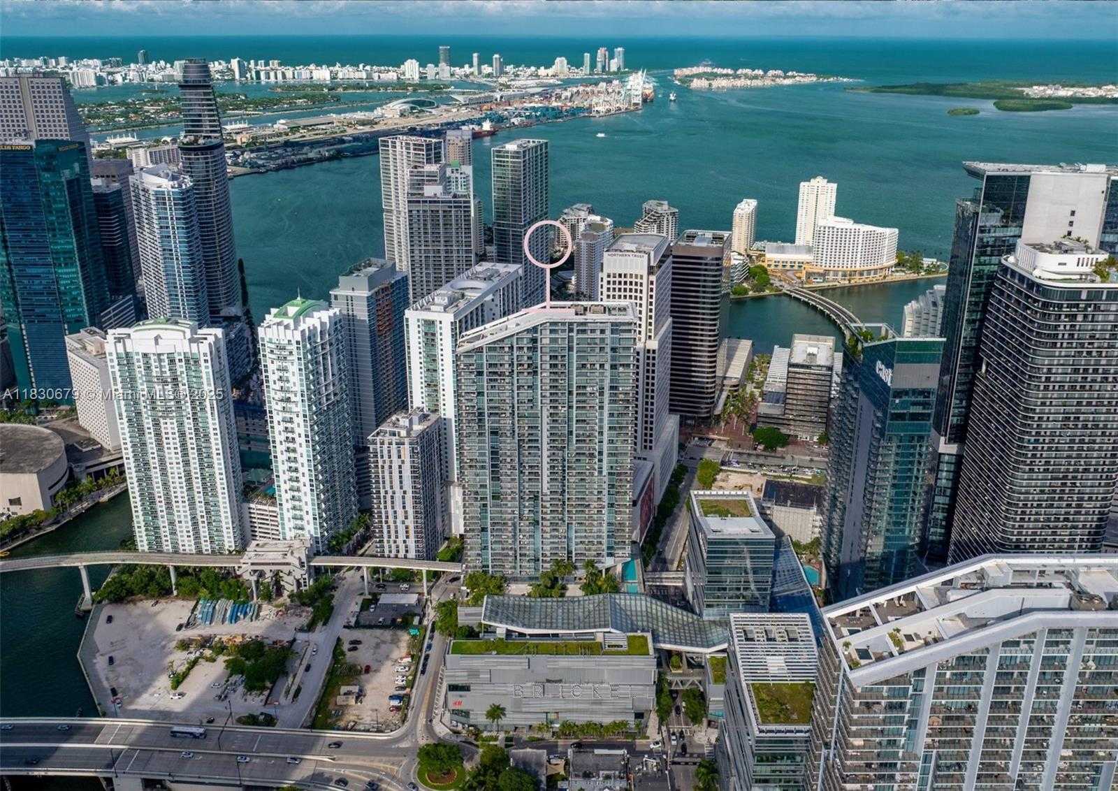 Small Image of 68 SOUTH EAST 6TH ST #2512, Miami Number 18