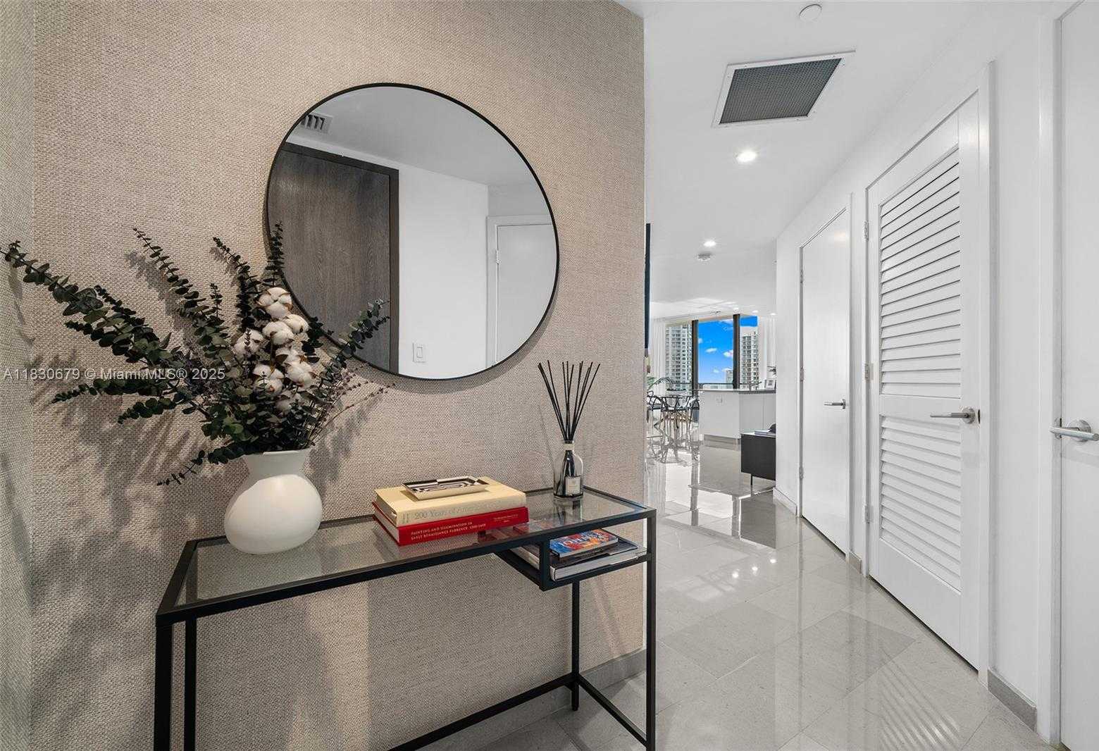 Small Image of 68 SOUTH EAST 6TH ST #2512, Miami Number 40