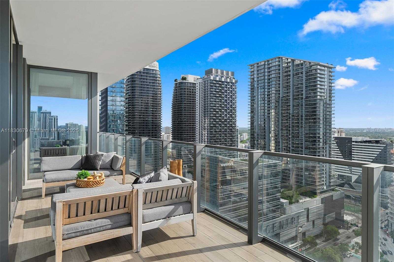 Small Image of 68 SOUTH EAST 6TH ST #2512, Miami Number 45